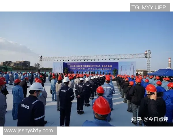 广州羽毛球队逆袭之路:从传统到创新的全面转型与突破 广州羽毛球队逆袭之路:从传统到创新的全面转型与突破